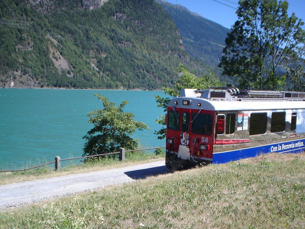 Hotel Posta Poschiavo Extérieur photo
